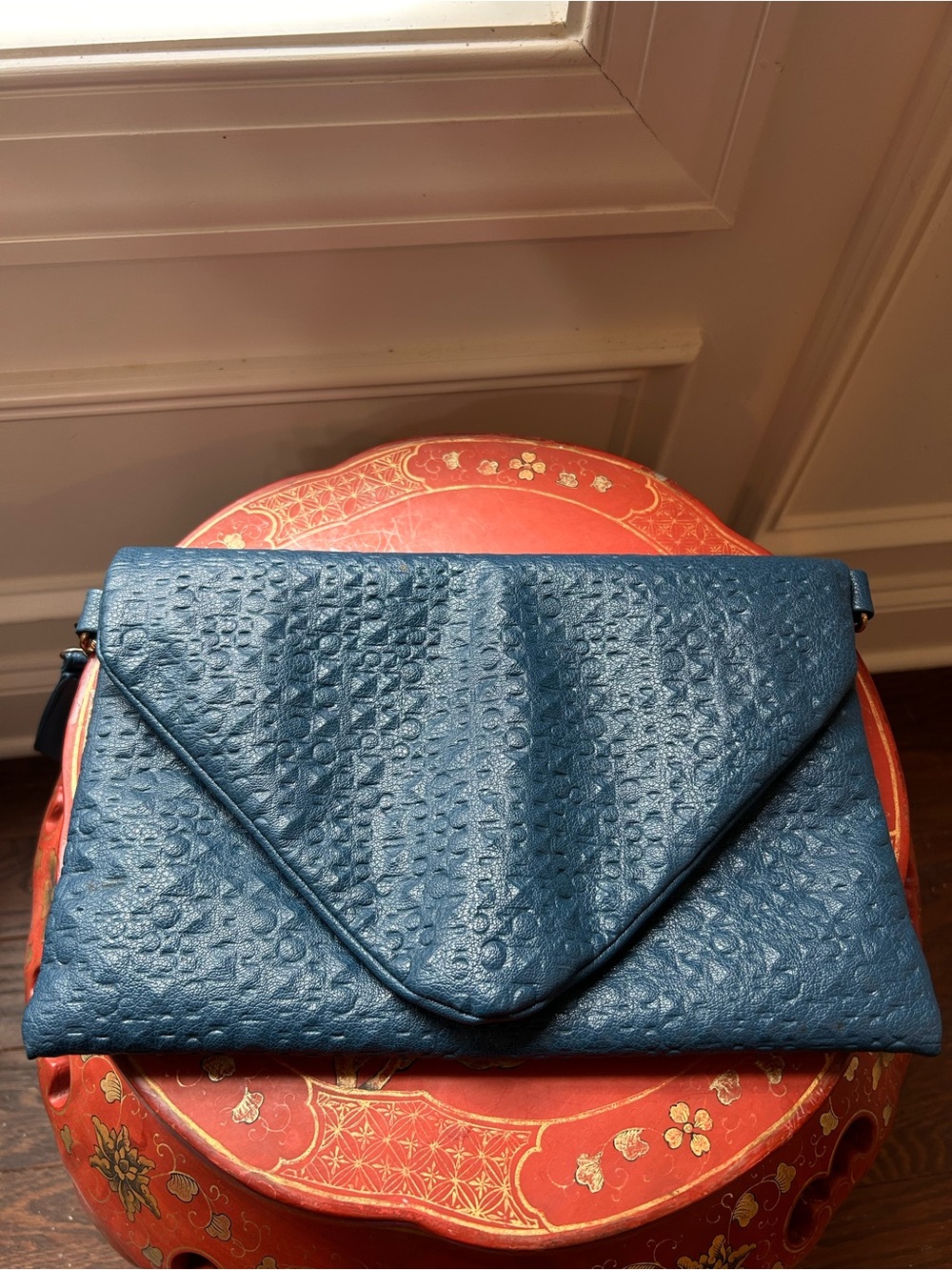 Elegant Navy Envelope Wristlet Clutch - Women's Bag